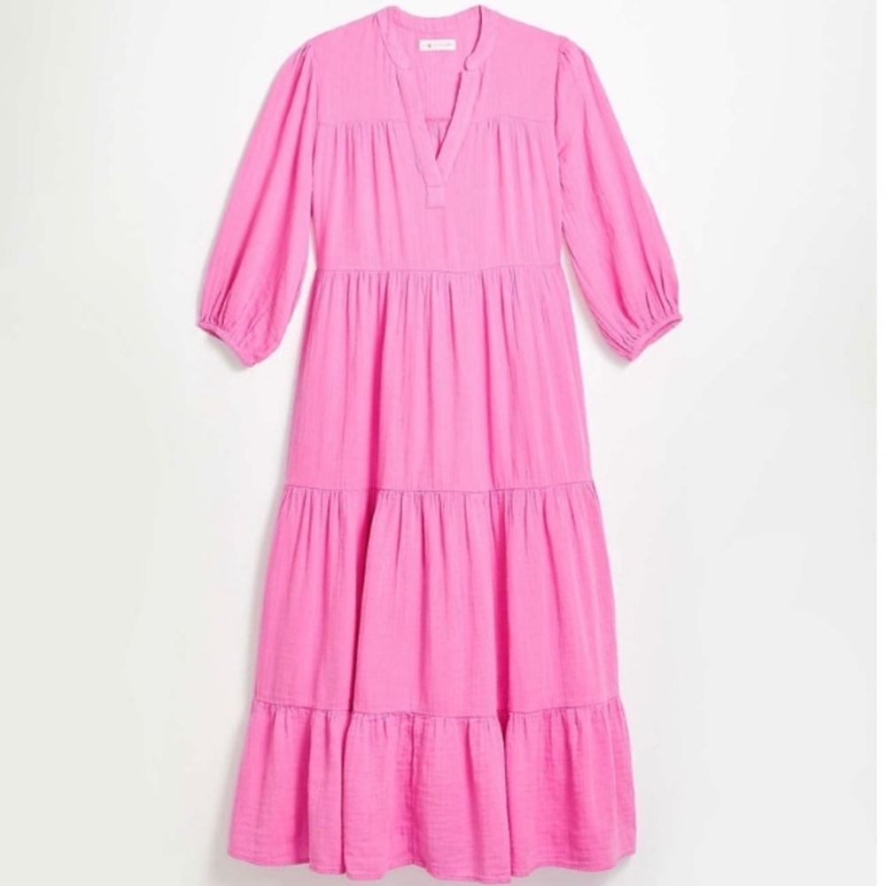 *NWT* tiered Lou & Grey maxi dress